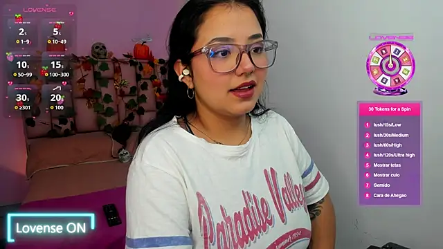 Snapshot of SofiDoll_cg chatting on October 30, 2025, 12:25 pm SofiDoll cg online show from October 30, 2025, 12:25 pm