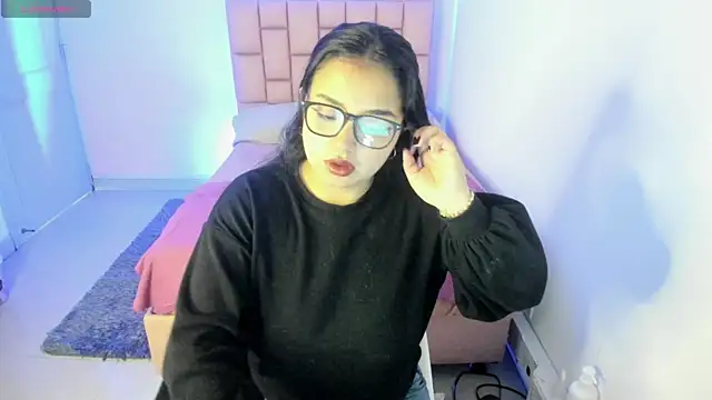 Snapshot of SofiDoll_cg chatting on September 16, 2025, 12:06 pm SofiDoll cg online show from September 16, 2025, 12:06 pm