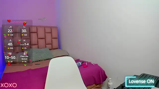 Snapshot of SofiDoll_cg chatting on October 6, 2025, 12:06 pm SofiDoll cg online show from October 6, 2025, 12:06 pm