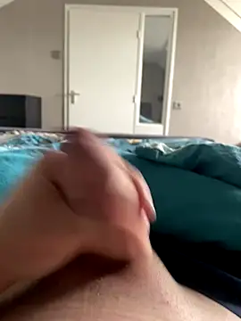 Snapshot of dutch_girl_lover chatting on October 17, 2025, 1:24 pm dutch girl lover online show from October 17, 2025, 1:24 pm