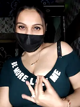 Snapshot of Horny_Shalu chatting on January 18, 2026, 6:33 pm Horny Shalu online show from January 18, 2026, 6:33 pm