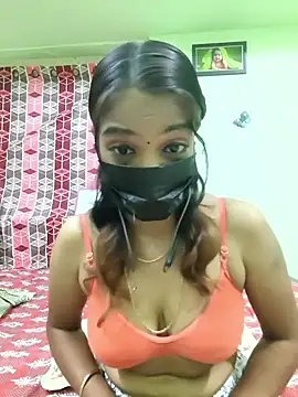 Snapshot of Tamil_Ishu chatting on April 1, 2026, 4:48 pm Tamil Ishu online show from April 1, 2026, 4:48 pm