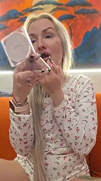 KateMonroe online show from April 6, 2026, 8:32 pm