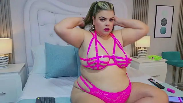 KiimBrooks online show from February 13, 2026, 10:59 am