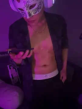 boyhigh1997 online show from May 12, 2026, 5:19 pm