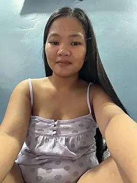 Snapshot of princess_janine chatting on June 27, 2026, 5:24 am princess janine online show from June 27, 2026, 5:24 am