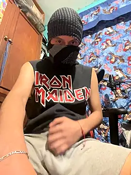 Snapshot of Skinny_Longhair chatting on September 28, 2025, 7:15 am Skinny Longhair online show from September 28, 2025, 7:15 am