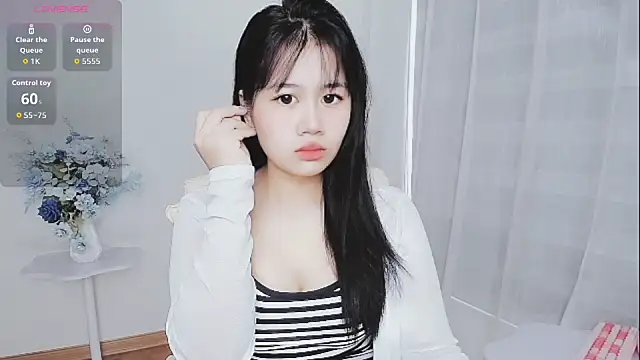 Snapshot of -Rose-Lucky- chatting on November 4, 2025, 1:20 am -Rose-Lucky- online show from November 4, 2025, 1:20 am