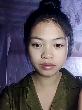 Thy00   online show from November 12, 2025, 7:07 pm