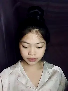 Thy00   online show from November 17, 2025, 2:54 pm