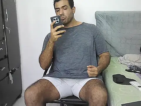 Snapshot of morenocabro10 chatting on March 19, 2026, 6:52 pm morenocabro10 online show from March 19, 2026, 6:52 pm