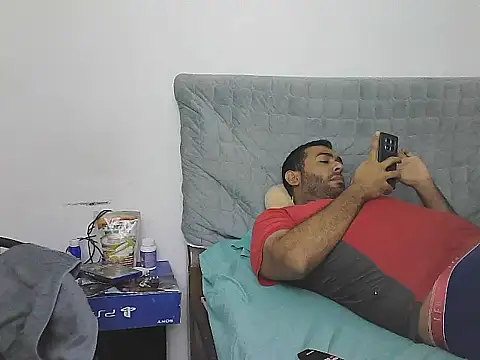 morenocabro10 online show from February 21, 2026, 11:07 pm