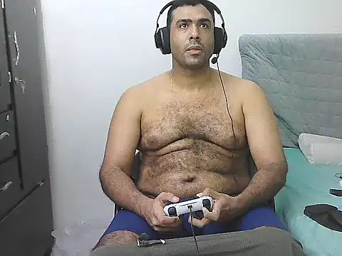 Snapshot of morenocabro10 chatting on April 8, 2026, 1:40 am morenocabro10 online show from April 8, 2026, 1:40 am