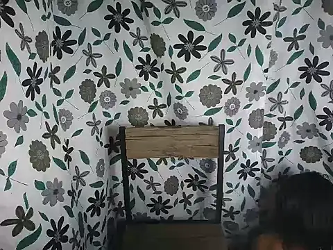 Snapshot of Virgen_christine01 chatting on March 26, 2026, 6:00 am Virgen christine01 online show from March 26, 2026, 6:00 am