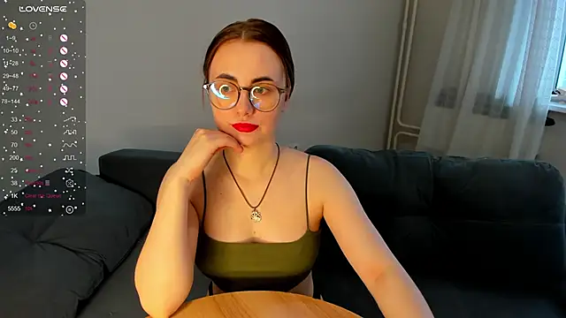 Snapshot of MewStella chatting on March 20, 2026, 9:54 am MewStella online show from March 20, 2026, 9:54 am