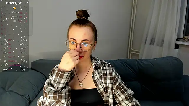 Snapshot of MewStella chatting on March 20, 2026, 11:50 pm MewStella online show from March 20, 2026, 11:50 pm