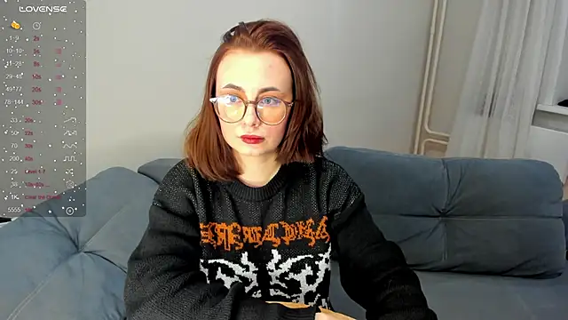 Snapshot of MewStella chatting on March 13, 2026, 2:33 pm MewStella online show from March 13, 2026, 2:33 pm