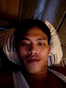 Snapshot of aldrin_cum chatting on November 5, 2025, 4:10 pm aldrin cum online show from November 5, 2025, 4:10 pm