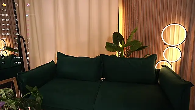 Snapshot of LauraWifeness chatting on March 30, 2026, 5:53 am LauraWifeness online show from March 30, 2026, 5:53 am