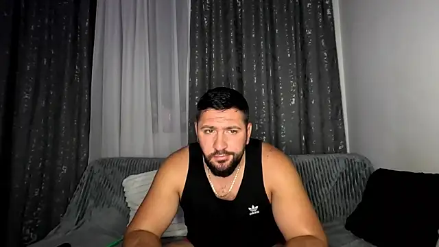 Gold Alpha Boy online show from September 22, 2025, 7:09 pm