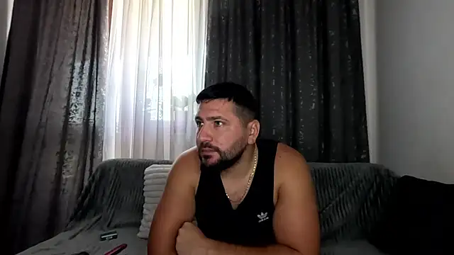 Gold Alpha Boy online show from September 22, 2025, 7:03 am