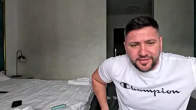 Gold Alpha Boy online show from May 23, 2026, 11:53 am