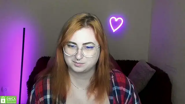 Alicia love00 online show from September 24, 2025, 11:28 am