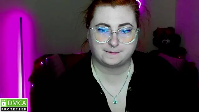 Snapshot of Alicia_love00 chatting on March 1, 2026, 6:24 am Alicia love00 online show from March 1, 2026, 6:24 am