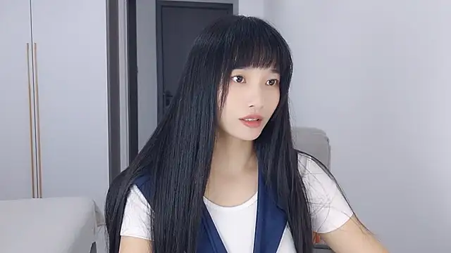 Snapshot of Lisa-3333 chatting on September 18, 2025, 2:20 pm Lisa-3333 online show from September 18, 2025, 2:20 pm