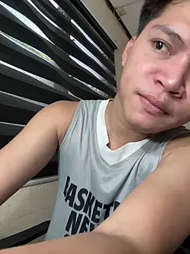 Helleron online show from April 22, 2026, 9:27 am