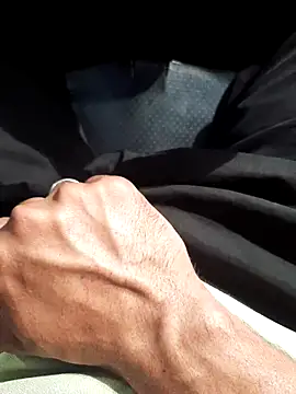 randheerthakur  online show from January 15, 2026, 6:50 am