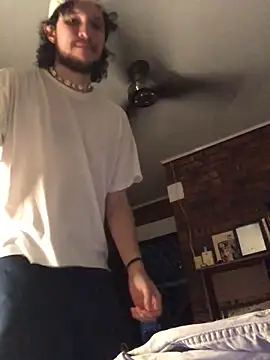 Luxx 14 online show from February 6, 2026, 3:13 am