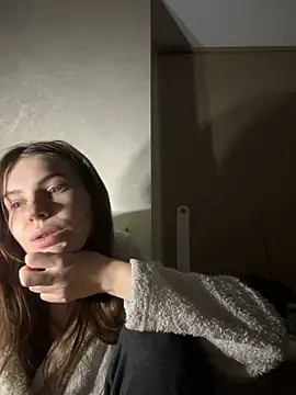 Delilah Leila online show from November 20, 2025, 9:47 pm