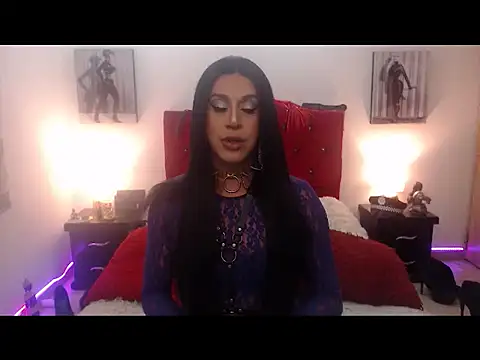 Snapshot of CharlotteBrooks chatting on April 21, 2026, 10:27 pm CharlotteBrooks online show from April 21, 2026, 10:27 pm