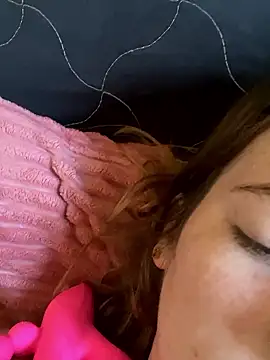 Snapshot of SafadaJS chatting on January 15, 2026, 1:25 pm SafadaJS online show from January 15, 2026, 1:25 pm