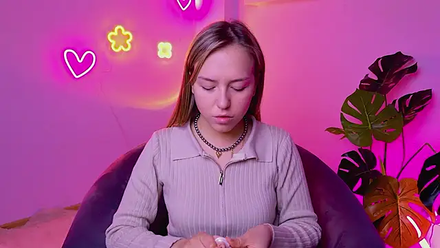 CindySparkl online show from April 29, 2026, 4:16 am