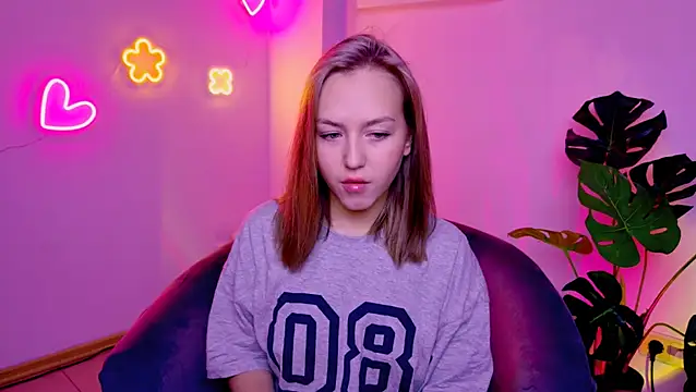 CindySparkl online show from February 7, 2026, 3:47 am