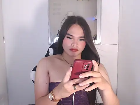 Snapshot of maxiegreyxoxo chatting on October 21, 2025, 2:27 pm maxiegreyxoxo online show from October 21, 2025, 2:27 pm