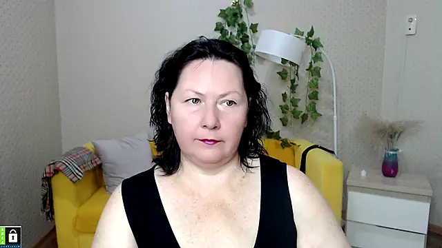 Snapshot of milf_hornys chatting on November 11, 2025, 4:13 pm milf hornys online show from November 11, 2025, 4:13 pm