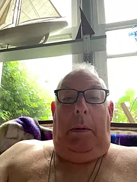 CharlieWeaver22 online show from June 28, 2026, 10:43 am