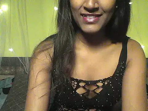 mickle james online show from December 14, 2025, 3:35 am