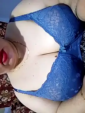 Hnonasix89 online show from April 11, 2026, 8:34 pm