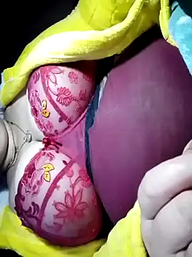 Snapshot of Hnonasix89 chatting on February 3, 2026, 10:26 pm Hnonasix89 online show from February 3, 2026, 10:26 pm