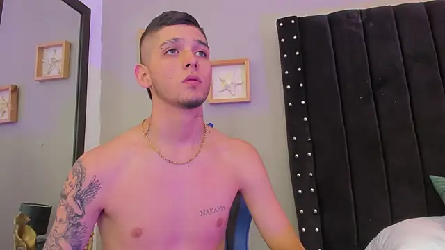 Snapshot of Mathewboy1 chatting on December 3, 2025, 7:02 pm Mathewboy1 online show from December 3, 2025, 7:02 pm