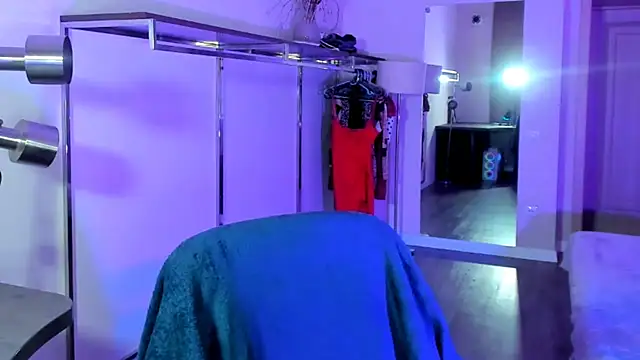 Snapshot of Meri_Cutte chatting on February 25, 2026, 1:44 pm Meri Cutte online show from February 25, 2026, 1:44 pm