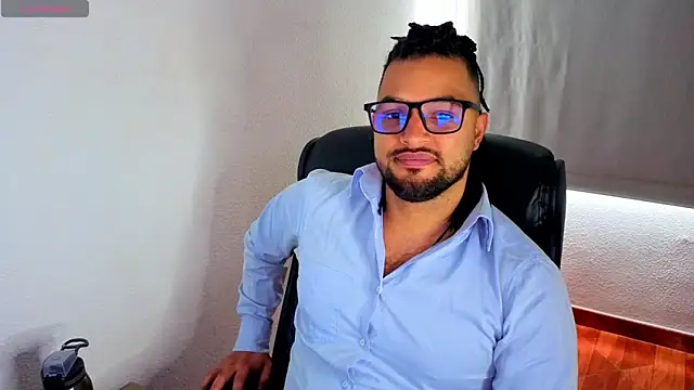 Ernesto-Rodriguez82 online show from April 11, 2026, 1:26 pm