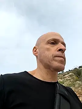 Snapshot of fergi1999 chatting on February 6, 2026, 7:37 am fergi1999 online show from February 6, 2026, 7:37 am