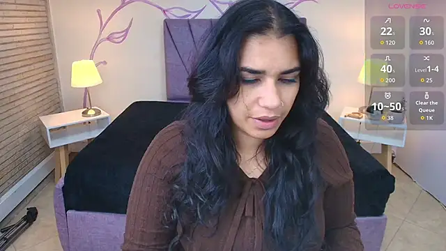 Lia Blake  online show from November 16, 2025, 12:32 pm