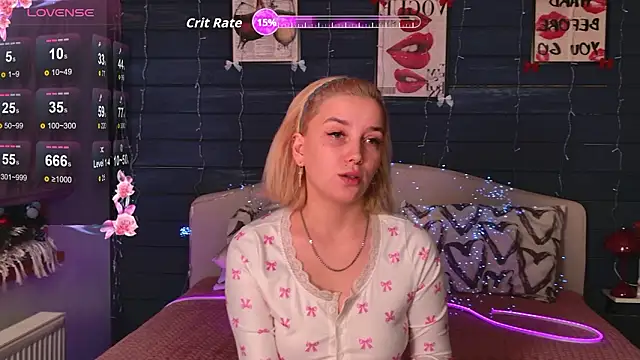 Snapshot of Crystal_Jull chatting on January 14, 2026, 3:32 am Crystal Jull online show from January 14, 2026, 3:32 am