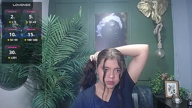 sweety smilee online show from September 19, 2025, 12:31 pm